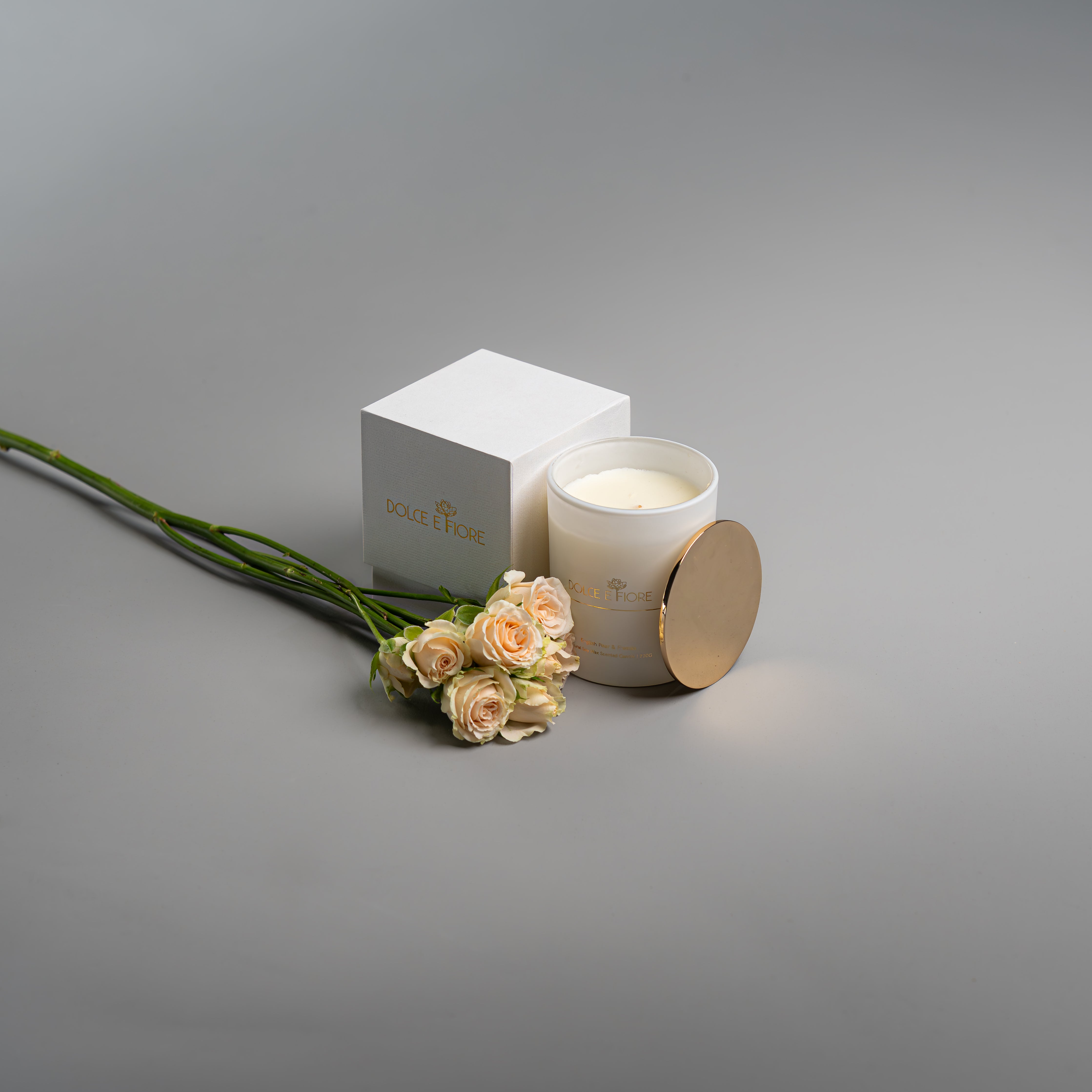 English Pear and Freesia