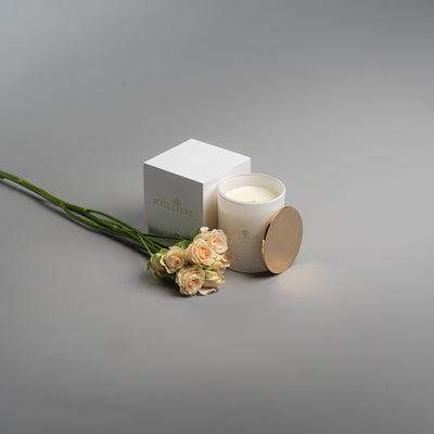 English Pear and Freesia