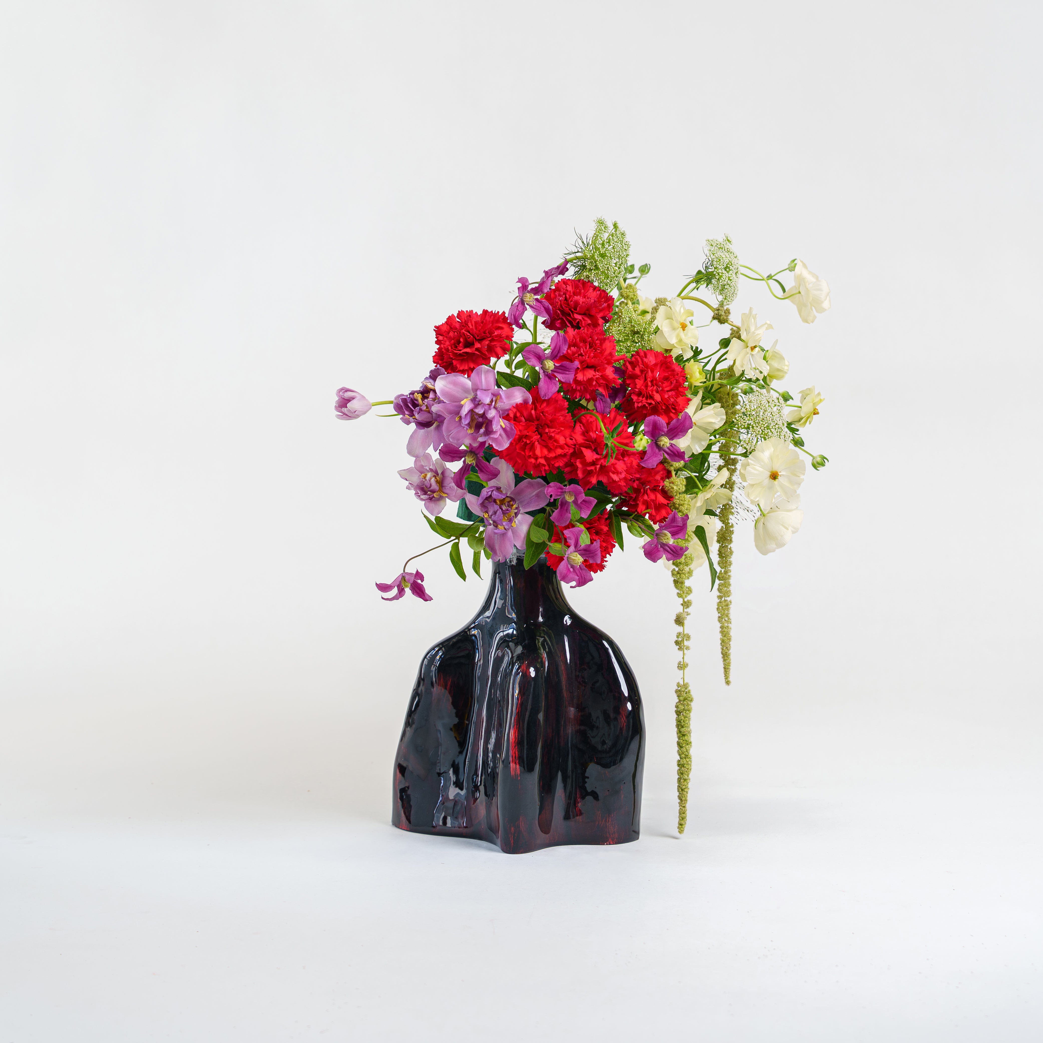 Valentine Flowers Dubai, Home Decor Gifts, Artistic Florals